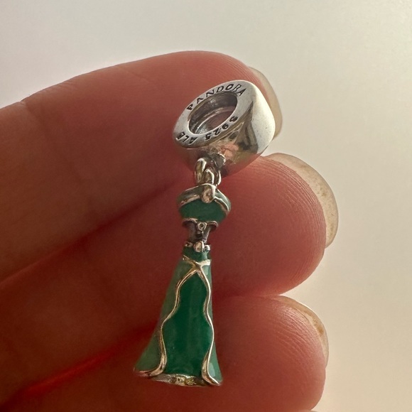 NWOT Pandora Disney Jasmine Dress Charm - Picture 12 of 15